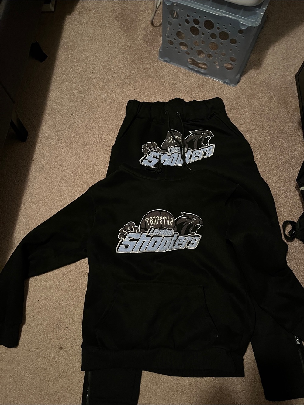 Trapstar Black 'Shooters' Graphic Joggers - Men's Sweatpants